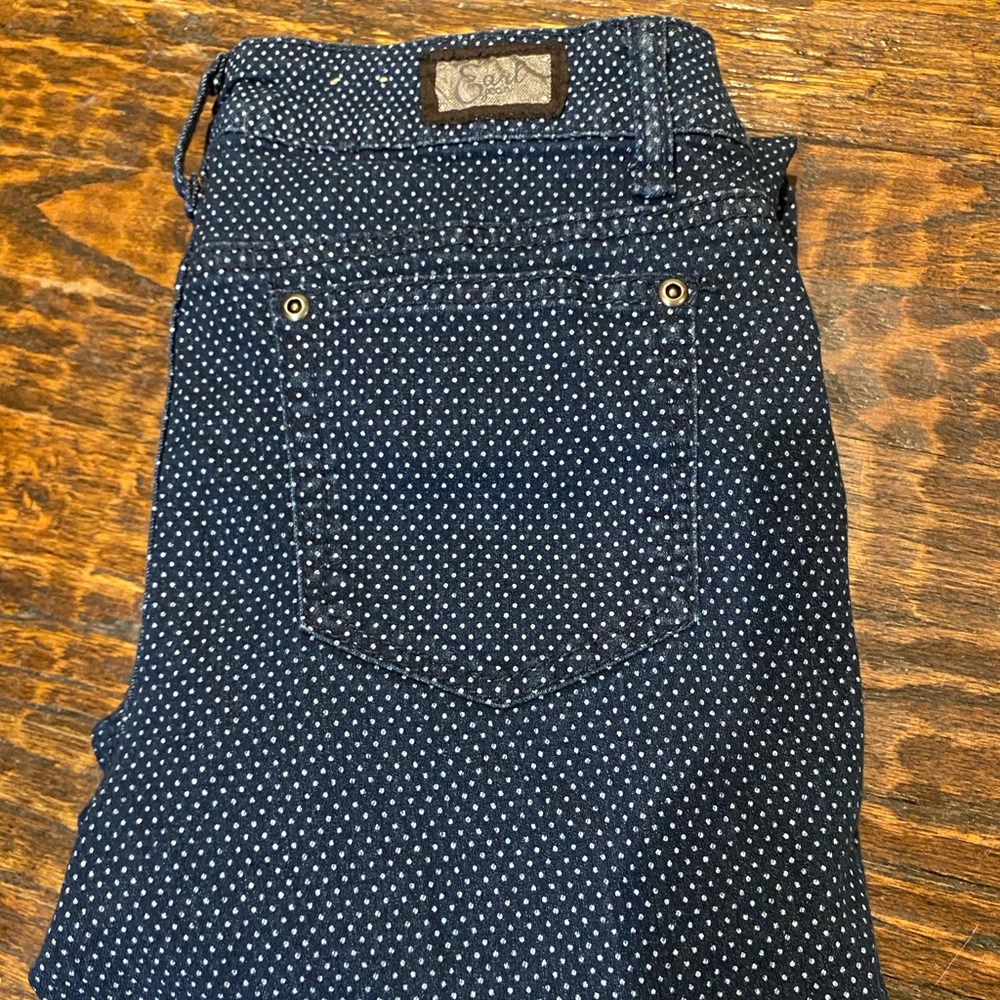 EARL JEANS straight leg Swiss dot